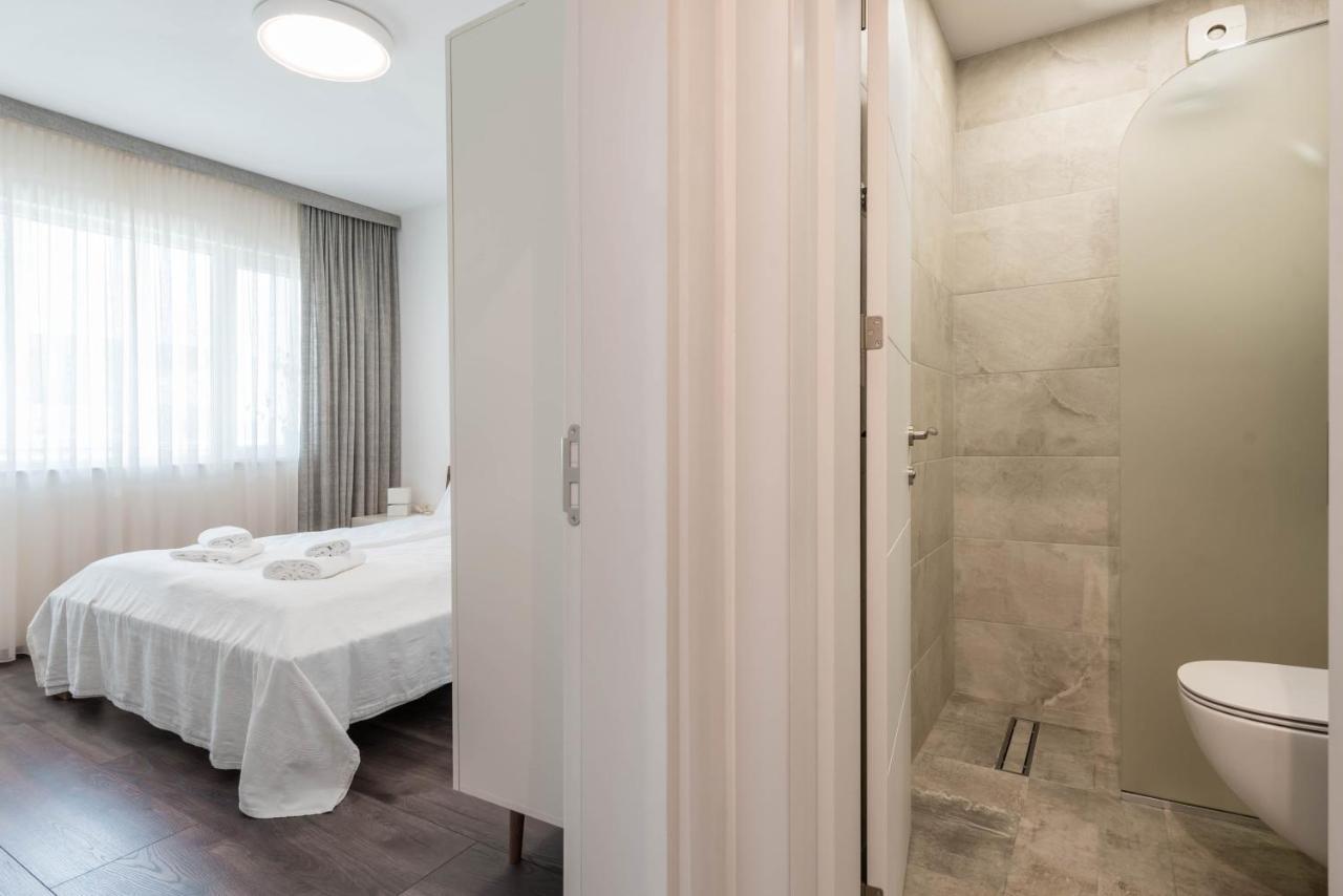 Cosy Apartment In Central Варна Экстерьер фото